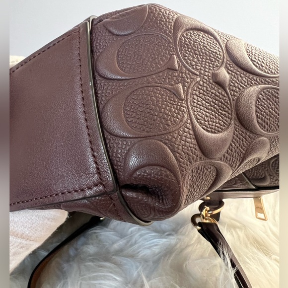 Coach crossbody/ handbag purse - Picture 5 of 12